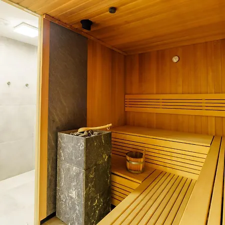 Apartmán Kolo Brzegu 55 *